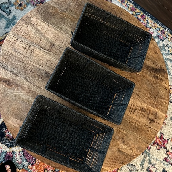 set of 3 woven baskets 😍😇 - Picture 2 of 8
